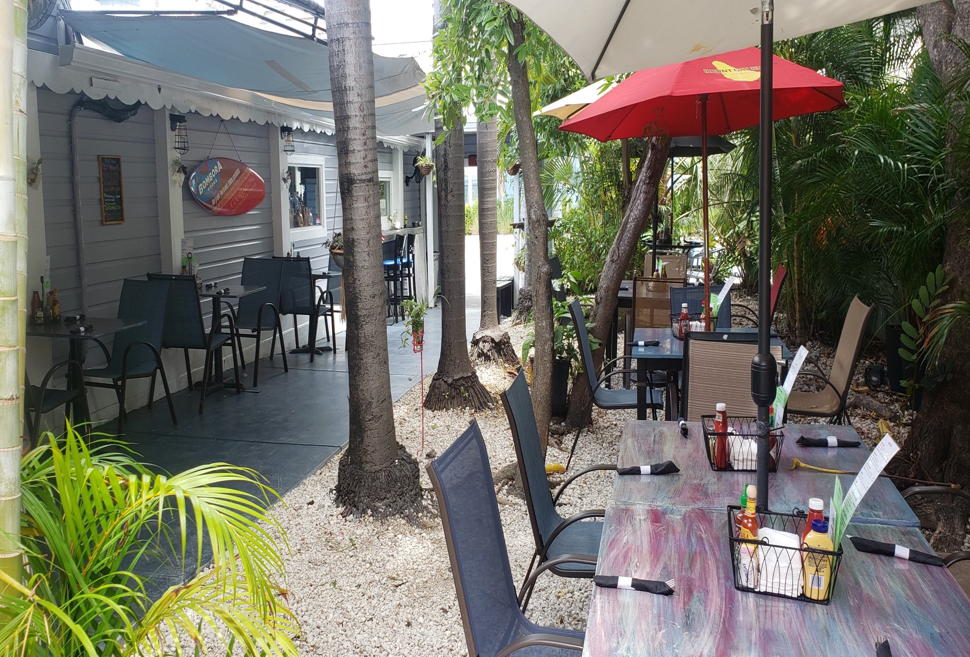 The outdoor relaxing patio dining atmosphere at Off the Hook Bar and Grill in Key West